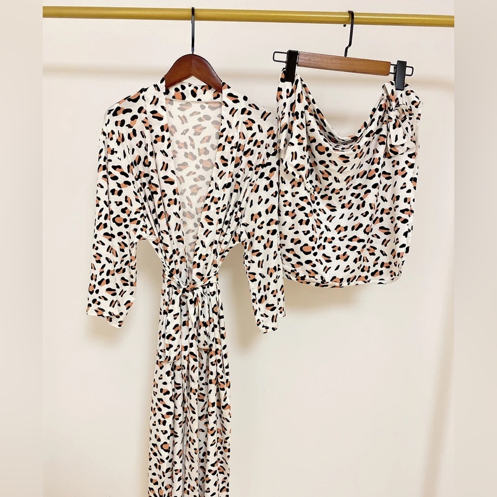 Leopard Mommy Robe & Baby Swaddle Set